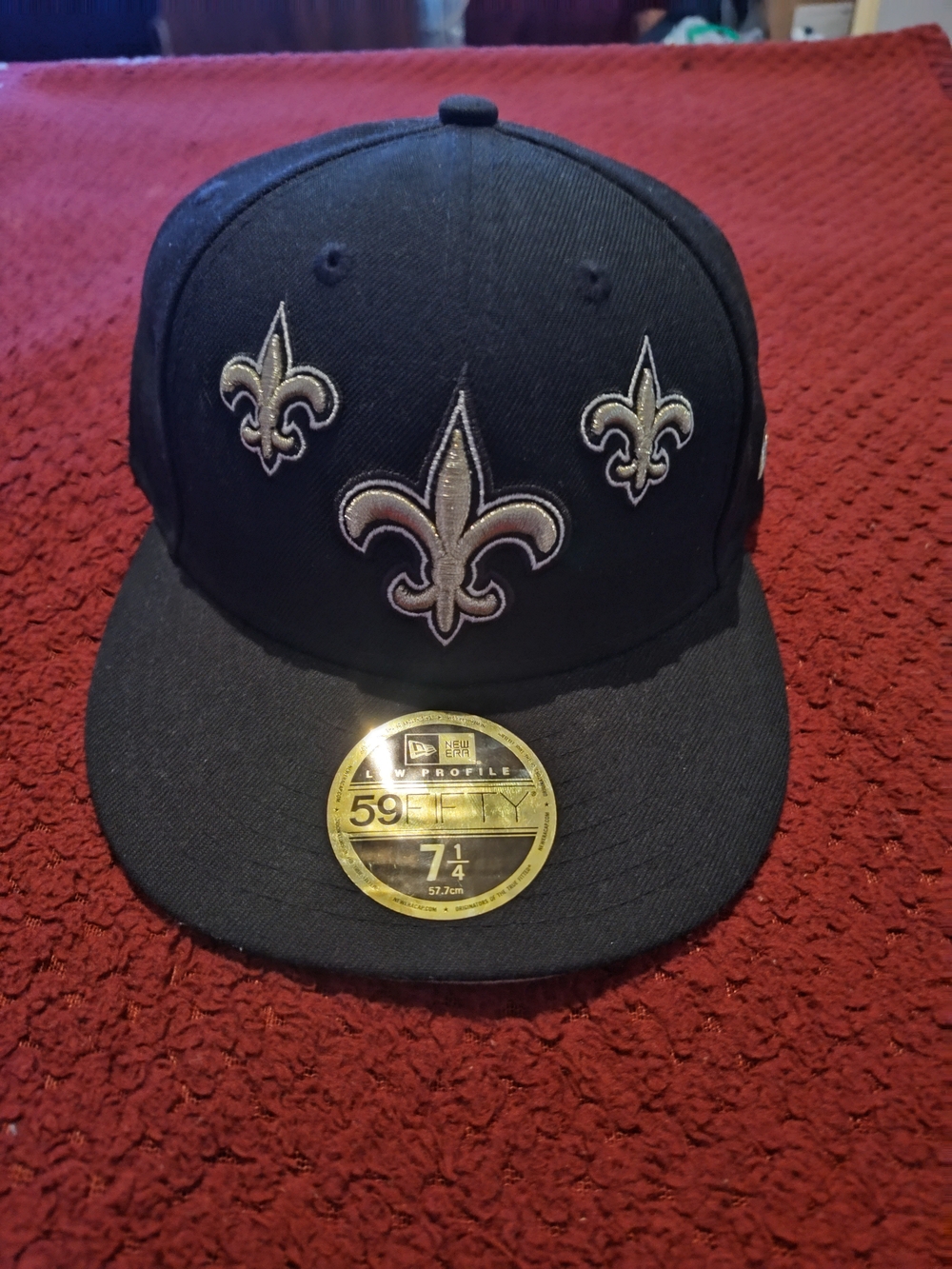 New Era Black Fitted Cap with Silver Fleur-de-lis Trio